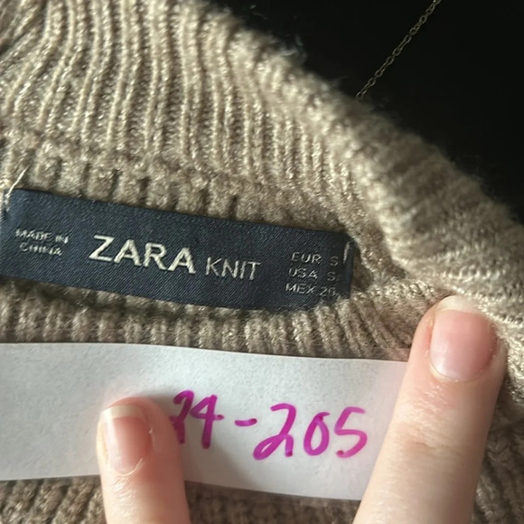 Light Brown Zara Knit Sweater - Picture 3 of 3